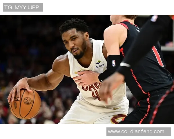 巴恩斯23分25篮板10助攻成就罕见现役仅约基奇能比肩大帅曾15次达成此壮举 巴恩斯23分25篮板10助攻成就罕见现役仅约基奇能比肩大帅曾15次达成此壮举