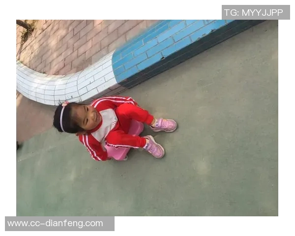 米奇谈文班恢复情况出场时间将逐步增加但短期内不会达到40分钟